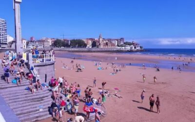 Se inicia la campaña de control de la calidad de las aguas de baño en las playas Gijón/Xixón